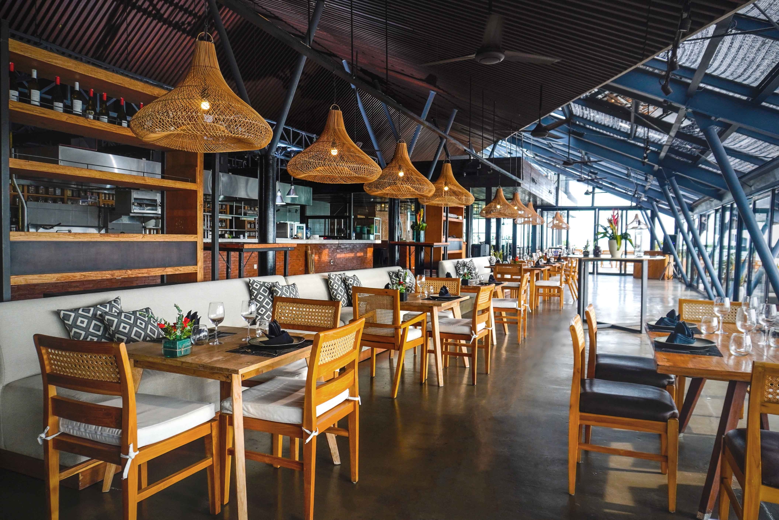 Moonlite Kitchen & Bar